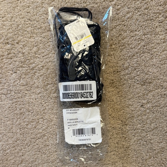 NWT Free People Midnight Blue Lace Bralette - Picture 6 of 6